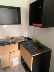 Photo de galerie - Montage des meubles de cuisine