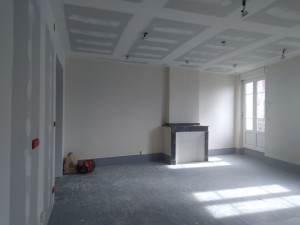 Photo de galerie -  pose de joints  et peinture 