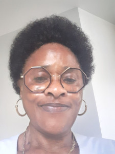 Photo de galerie - Je m'occupe des personnes âgées dans le strite respect. je suis très patiente à leurs changements d'humeur. 