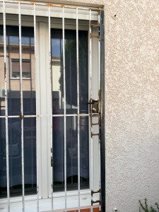 Photo de galerie - Reparation, de Grilles