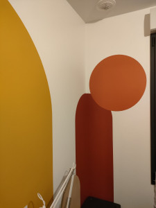 Photo de galerie - Peinture blanche + peinture forme géométrique 