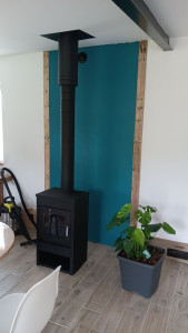 Photo de galerie - Pose d'un poêle à bois 