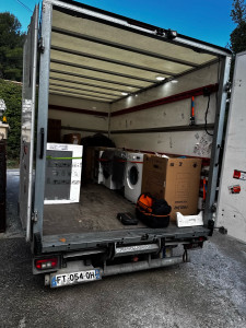 Photo de galerie - Livraisons électroménager 