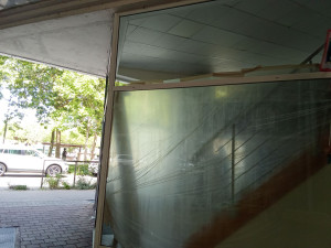 Photo de galerie - Nettoyage de vitre d' un magasin 