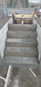 Photo de galerie - Voici un escalier en béton réalisé lors de mon apprentissage en cap maçonnerie 