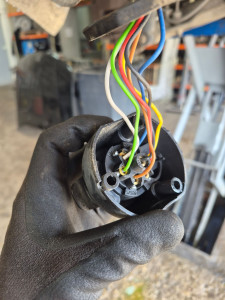 Photo de galerie - Pose d'attelage sur une BMW X5 F15
