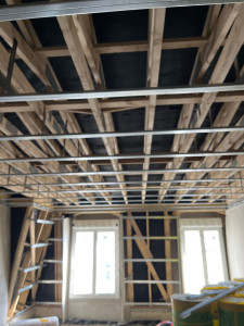 Photo de galerie - Préparation de faux plafond 