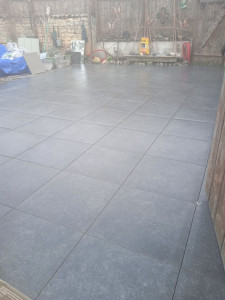 Photo de galerie - Création d'une terrasse sur plot de 8/20 carreaux de 60x60 suite 