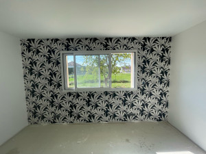 Photo de galerie - Fin de pose papier peint à raccord sauter