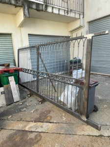 Photo de galerie - Portail 
fer forgé 