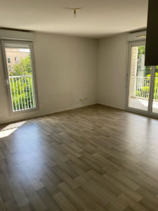 Photo de galerie - Nettoyage d’un appartement d’un client avant état des lieux 