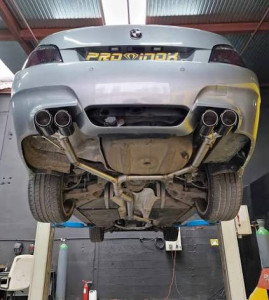 Photo de galerie - Vidange , disque plaquette , pneus ,ligne échappement 