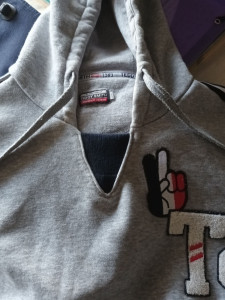 Photo de galerie - Rajout pièce pour col (bleu marine)

