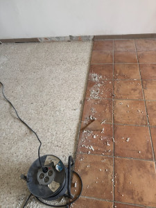 Photo de galerie - Dépose carrelage pour pose de pvc 