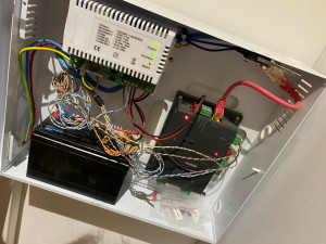 Photo de galerie - Installation et paramètre d’un contrôle accès à badge Vauban 