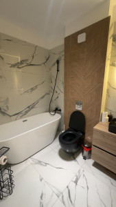Photo de galerie - Salle de bain complète après sinistre
