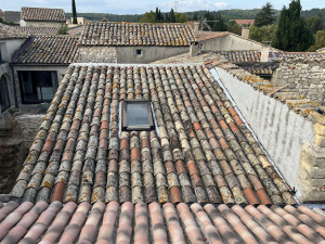 Photo de galerie - Réparation de vos toiture ancienne et remplacement avec des tuile ancien 