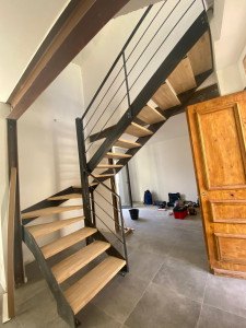 Photo de galerie - Montage escalier tournant