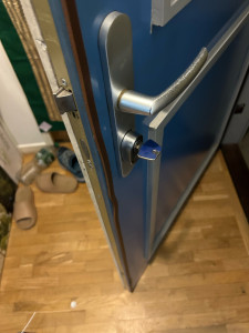 Photo de galerie - - changement de serrure et cylindre 