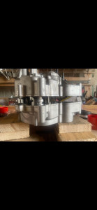 Photo de galerie - Remise en état et remontage complet d'un bloc moteur 2 temps.