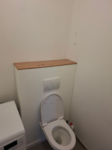 Photo de galerie - 2. Pose wc suspendu Geberit avec habillage placo peinture.