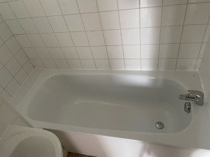 Photo de galerie - Remplacement baignoire + tablette pvc 