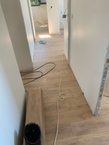 Photo de galerie - Pose de parquet stratifié 