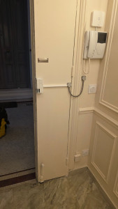 Photo de galerie - Installation s’une gache electrique. Après. 