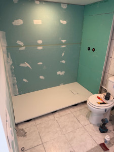 Photo de galerie - Pose receveur de douche 180cm plus cloison 