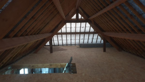 Photo de galerie - Pose d'un plancher OCB avec création d'une trémie d'escalier.