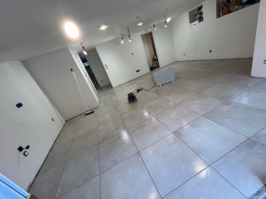 Photo de galerie - Carrelage gris 60/60