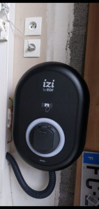 Photo de galerie - Pose borne recharge véhicule électrique 