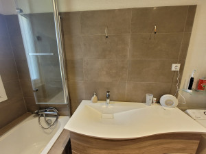 Photo de galerie - SALLE DE BAINS