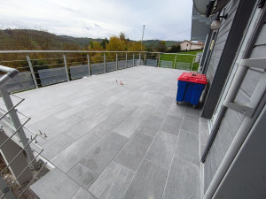 Photo de galerie - Carrelage d une terrasse balcon 