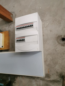 Photo de galerie - Tableau électrique refait à neuf et au normes. 