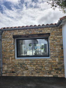 Photo de galerie - Revêtement d'un mur en pierre de taille 