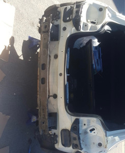 Photo de galerie - Démontage pare-chocs arrière 