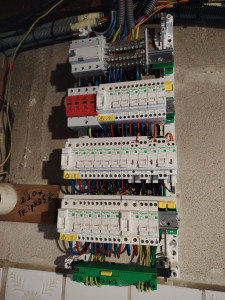 Photo de galerie - Installation électrique