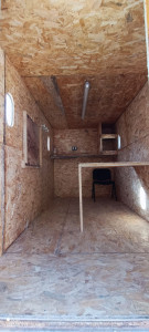 Photo de galerie - Réalisation plus isolation d'une cabane de chantier dans une remorque 
