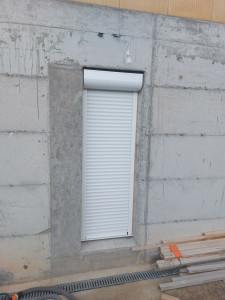 Photo de galerie - Pose volet roulants électrique 