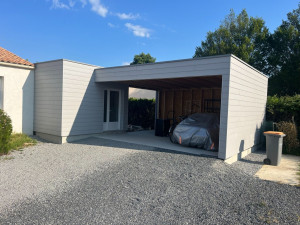 Photo de galerie - CARPORT ET CELLIER