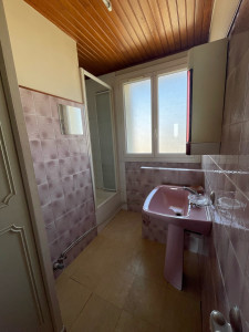 Photo de galerie - Réalisation salle de bain - AVANT 