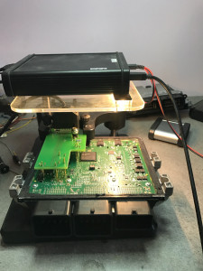 Photo de galerie - Clonage de calculateur moteur