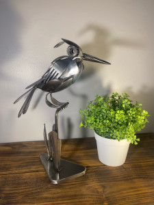 Photo de galerie - Réalisations d’oiseaux avec des couverts de table  