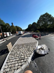 Photo de galerie - Boutisse en pavé (calcaire) 