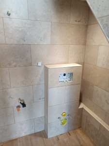 Photo de galerie - Salle de bain en travertin