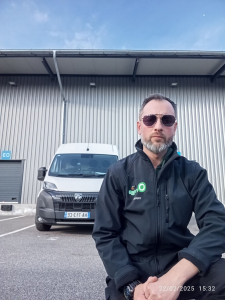 Photo de galerie - Président d’ORMIGA Services – spécialiste du transport express et du petit déménagement à Albertville et alentours.