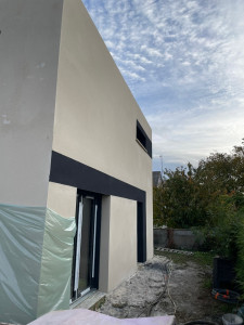 Photo de galerie - Un enduit projeter bicolore. 