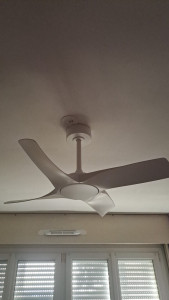 Photo de galerie - Pose de plafonnier ventilateur
Plafond placo 
