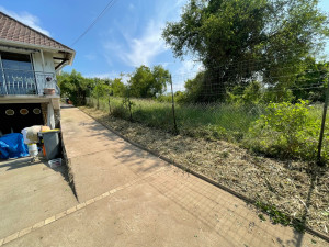 Photo de galerie - (APRÈS) - Suppression d’une mono-spécifique à l’aide d’une pelle hydraulique (troènes)